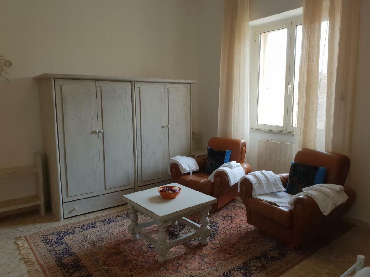 Camere "Le Margherite" Olbia Luaran gambar